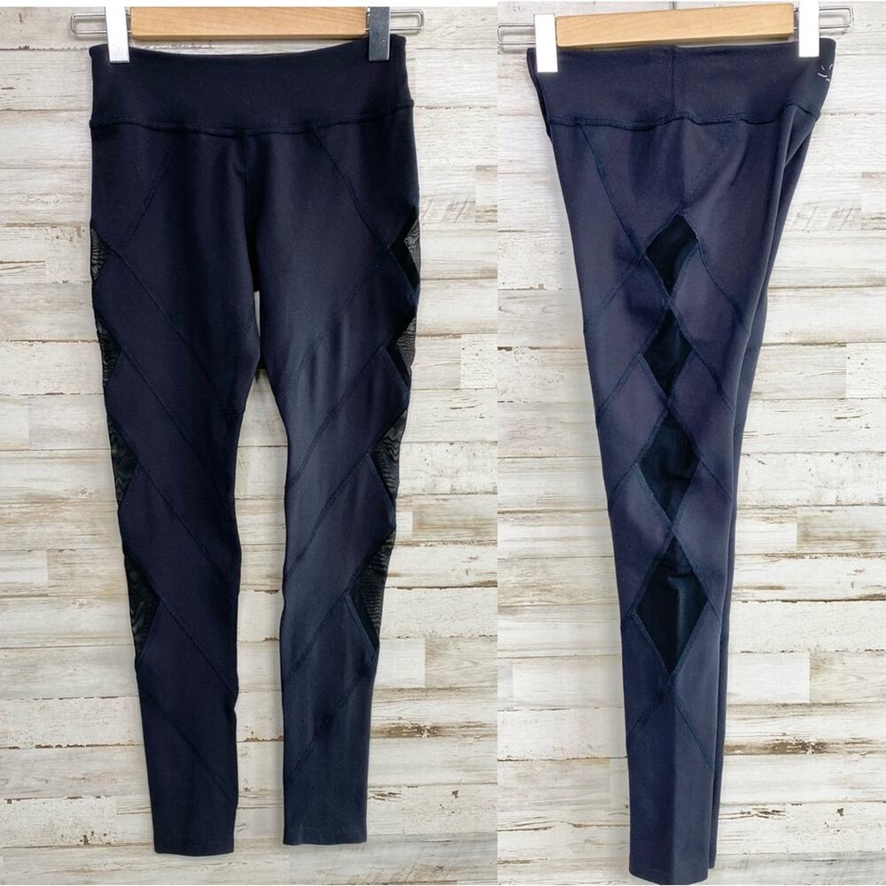 Beyond Yoga Limited Edition Diamond Mesh Leggings Womens Size S Black 7/8 Length